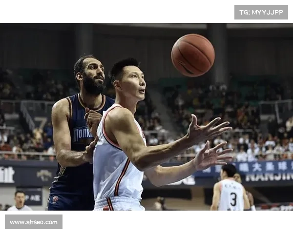 哈达迪的篮球人生从未止步用信念与坚持诠释不退役的传奇故事